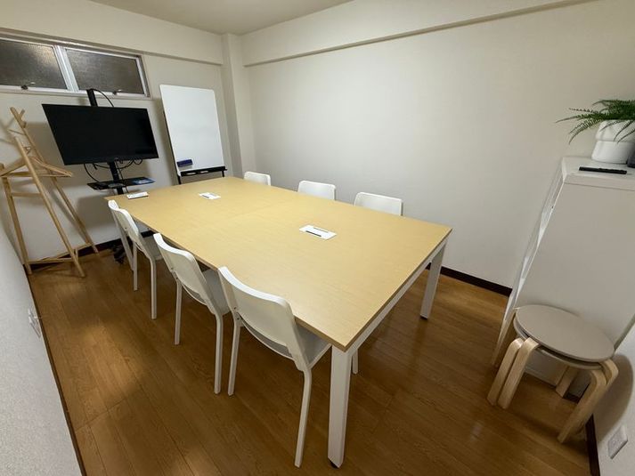 【シャトープレイス品川】E貸会議室の室内の写真