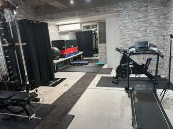 広々とした個室 - anyone space東五反田店の室内の写真