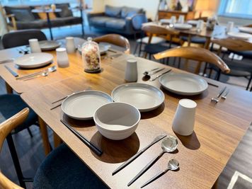 キッチンオプションで貸出可能なカトラリー類です。 - VORT SPACE 茅場町 ９F　オープンスペース（貸切）の室内の写真