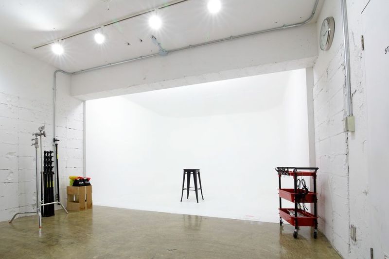 外苑東通りスタジオ - 外苑東通りスタジオ