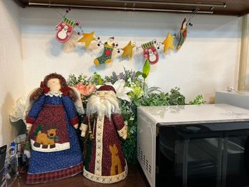 クリスマスシーズンに✨ - ウィルシャー・プレイス四谷 貸し会議室の室内の写真