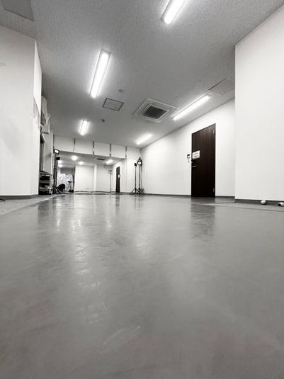 日暮里駅から徒歩3分！個室のリノリウムスタジオ！ライトつき - Lii danceダンススタジオ
