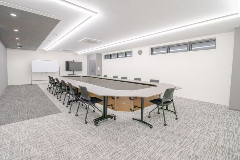 ふれあい貸し会議室 Premium トヨタレンタリース博多駅前S - ふれあい貸し会議室 博多トヨタレンタリース