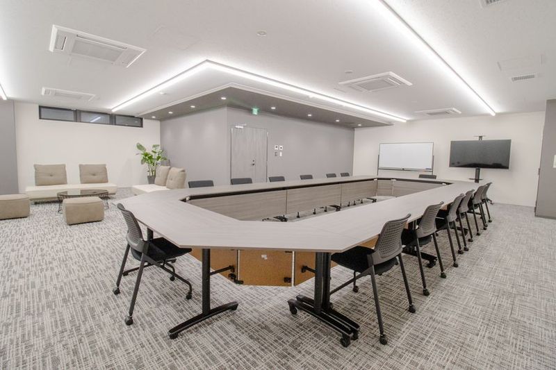 ふれあい貸し会議室 Premium トヨタレンタリース博多駅前S - ふれあい貸し会議室 博多トヨタレンタリース