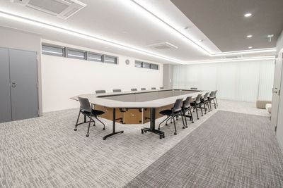 ふれあい貸し会議室 博多トヨタレンタリース ふれあい貸し会議室 Premium トヨタレンタリース博多駅前Sの室内の写真