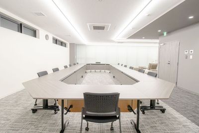 ふれあい貸し会議室 博多トヨタレンタリース ふれあい貸し会議室 Premium トヨタレンタリース博多駅前Sの室内の写真
