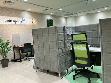 コインスペースASTY大垣店 1人用席（通話・会話OK）の室内の写真