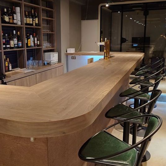 四谷三丁目「Mo4ca(モシカ）」 四谷三丁目駅から徒歩30秒のBAR　Mo4caの室内の写真