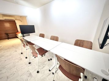 more新宿MI西新宿 ４号店の室内の写真