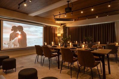 MillionLOUNGE MillionLOUNGE広島駅前の室内の写真