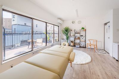 レンタルサロン　CoCoRoSmileスペース　枚方くずは レンタルサロンCoCoRoSmileスペース枚方くずはの室内の写真