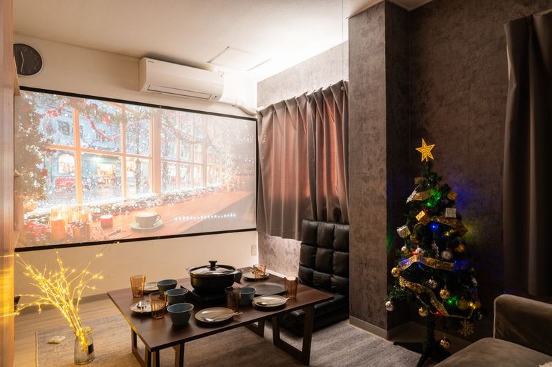 Comfy天満３✨商店街直結！24H⏰高性能プロジェクター - Comfy天満