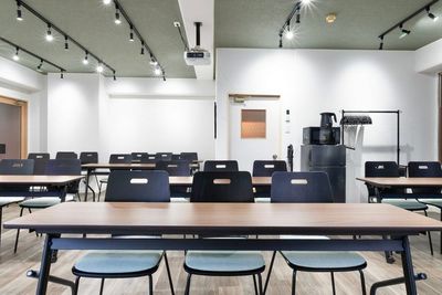 MillionLOUNGE ミリオン会議室広島の室内の写真