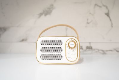 スマホで使えるブルートゥーススピーカー - レンタルサロン フレーゼ泉 久屋大通  レンタルサロン Freese IZUMIの設備の写真