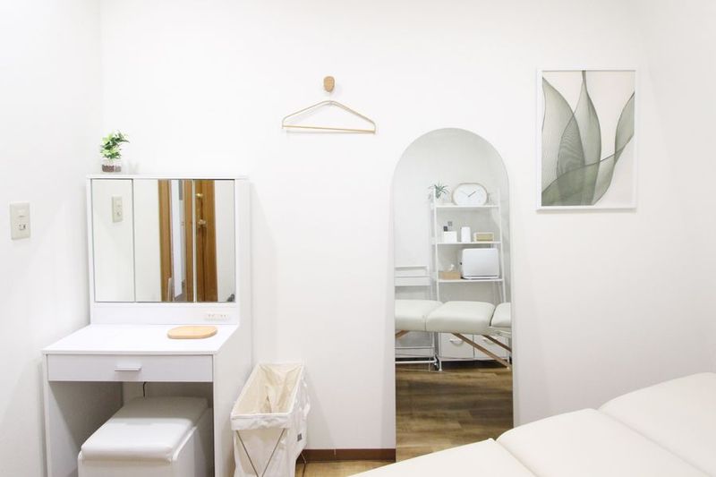 レンタルサロン Roomié-ルミエ 青葉台 - レンタルサロンRoomié-ルミエ青葉台