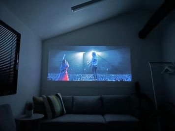 クマラ京都 〈クマラ京都〉の室内の写真