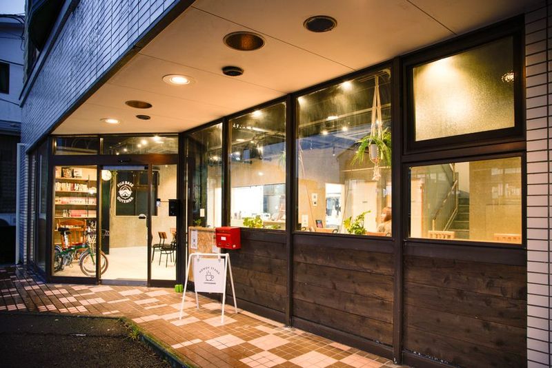 プロジェクター＆音響設備付きレンタルキッチン - 富士Base御殿場