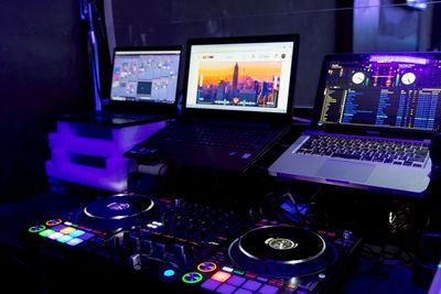 DJブース（盛り上がる音楽で、皆様ワイワイ騒げます！） - JetGクラブ＆バー赤坂 レンタルスペースの設備の写真