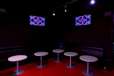 ソファー - JetGクラブ＆バー赤坂 レンタルスペースの室内の写真