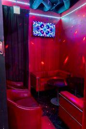 ソファー - JetGクラブ＆バー赤坂 レンタルスペースの室内の写真