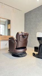 シャンプー台はタカラベルモントのユメを採用。チェアはフルフラットになるルアールを採用。お客様にも美容師にも優しい機器で快適な時間をお過ごし頂けます。 - Hair & Spa Rit 個室の面貸し美容室/Hair & Spa Rit ブースＢの室内の写真