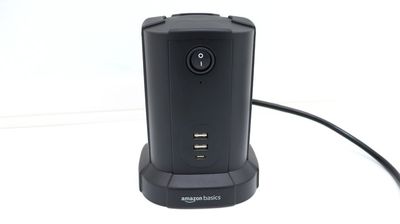 電源タップもあります。スマホの充電などにお使い下さい。USB×2、Type C ×1 - C.R.E.A.Mスタジオ（クリームスタジオ） "Spacey White" 仙台一番町店の設備の写真