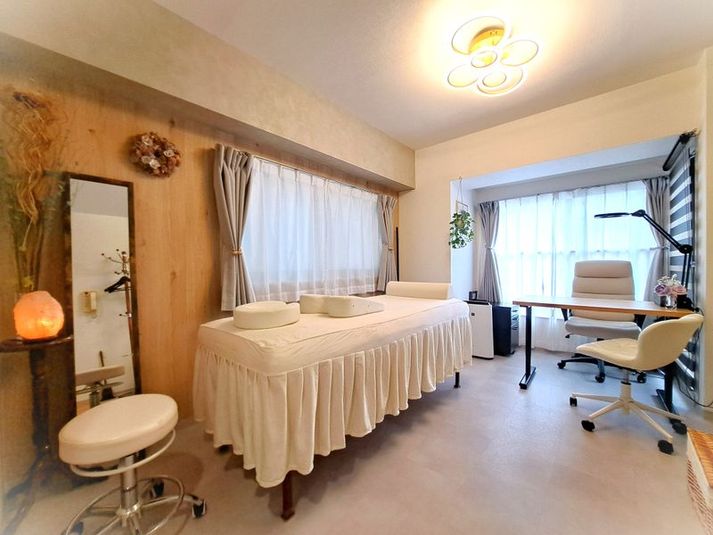 多目的レンタルサロン Re: Treat＋(リトリート プラス) - Re:Treat +