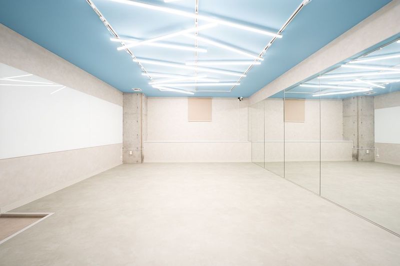 八王子駅前1Fダンスができるデザイン系レンタルスタジオラレーブ - レンタルスタジオ Rareve(ラレーブ) 八王子