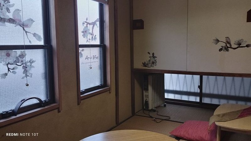 一軒屋2階和室5，5畳　神泉駅すぐ - ギャラリー雪月花ゆづか　