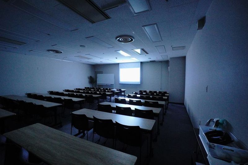 豊橋駅前ビル カルミア4Fレンタルスペース - 【豊橋駅前ビル カルミア4Fレンタルスペース】