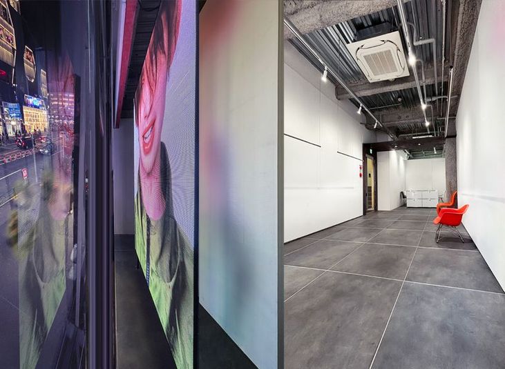 表参道1分・明治通り沿い、大型LEDビジョン付き自由なスペース - - 明治通り沿い路面店　- 広々とした56㎡超のスペース