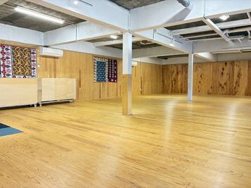 アートシェアスタジオちゃちゃちゃの室内の写真