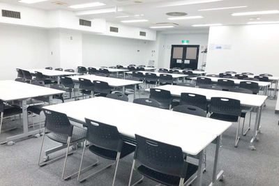 梅田 レンタルスペース会議室 貸会議室の室内の写真