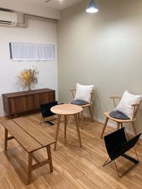 こじんまりな少人数の打ち合わせや撮影にオススメスペース！ - オーキニー