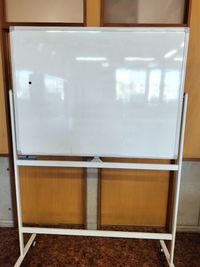 ホワイトボード - 住まっと！レンタルスペース　＜昭和管工事(株)　敷地内＞ 住まっと！レンタルスペースの設備の写真