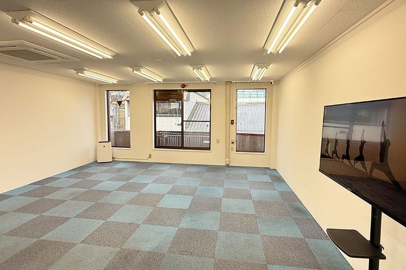 伏見深草でヨガやダンスができるレンタルスタジオ - 京都レンタルスタジオStar伏見深草店