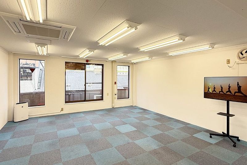 伏見深草でヨガやダンスができるレンタルスタジオ - 京都レンタルスタジオStar伏見深草店