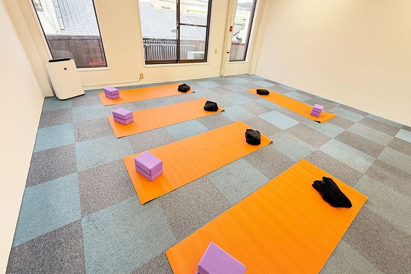 伏見深草でヨガやダンスができるレンタルスタジオ - 京都レンタルスタジオStar伏見深草店