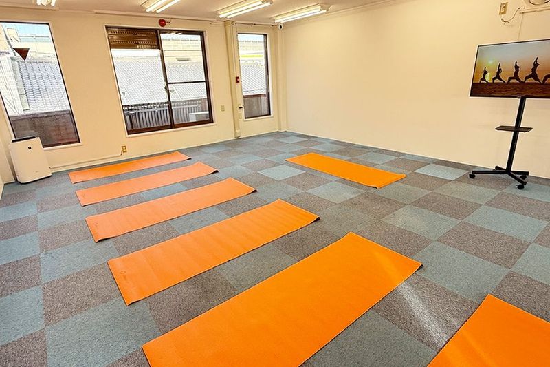 伏見深草でヨガやダンスができるレンタルスタジオ - 京都レンタルスタジオStar伏見深草店