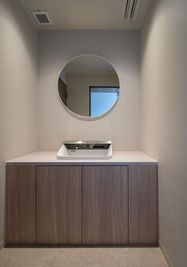 アストライズ桜木町ビル 【新築】85インチのモニター付き大会議室(37人可能)のその他の写真