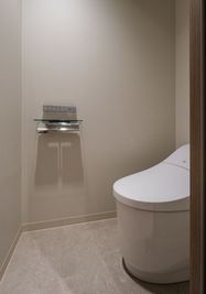 アストライズ桜木町ビル 【新築】85インチのモニター付き大会議室(37人可能)のその他の写真