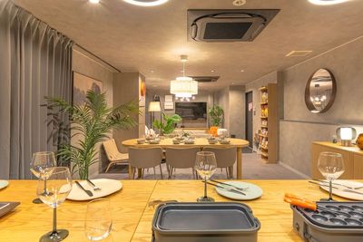 794_SpemoLIVING京都五条2nd レンタルスペースの室内の写真