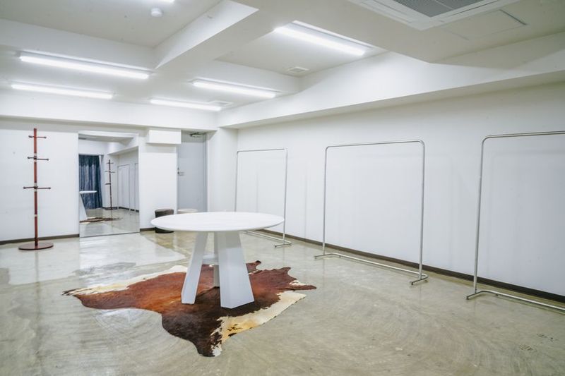 Space New Authentic　スペースB - New Authentic