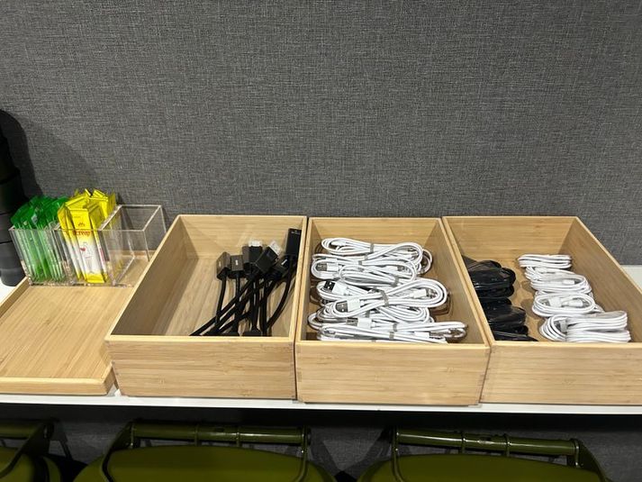 【日吉by コワーキング】モニター付き完全個室⑧ - いいオフィス日吉 by コワーキング