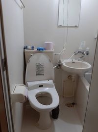 １階トイレ - ネコろびの館 ＜貸切多用途！＞ネコろびの館の設備の写真