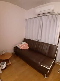 高田馬場駅３分 / スーパーすぐ / 飲食持込可 / ２階建て♪ - ネコろびの館