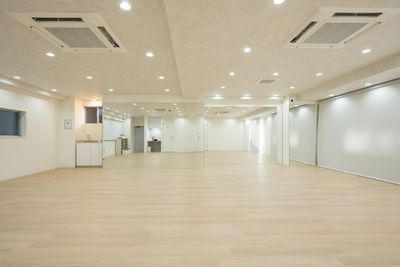 【期間限定価格】NEW OPEN！上野駅から5分♪尾久駅すぐ 一面鏡張り70㎡多目的スペース 会議/ヨガ/ダンススタジオ/撮影 - oh!good!space