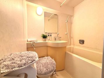 トイレ🚽は常に清潔を保つよう、スタッフ一同心がけております - OPENSALE✨平日30%OFF Shine名駅の室内の写真