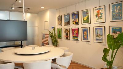 レンタルプレゼンテーション&会議室「ENTK(エンタク)」 【駅近！徒歩5分】オシャレで機能充実のレンタルルーム / 会議室の室内の写真