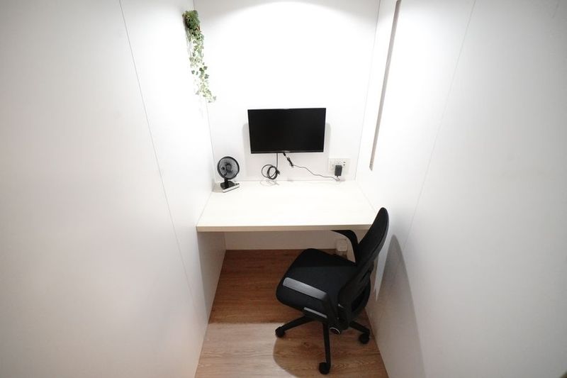 ワークブース海老名マルイNo.4 - 【ワークブース海老名マルイ】